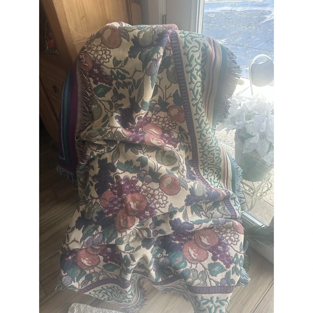 Vintage Goodwin Weavers Woven Tapestry Throw Blanket Fringe  47 X 67